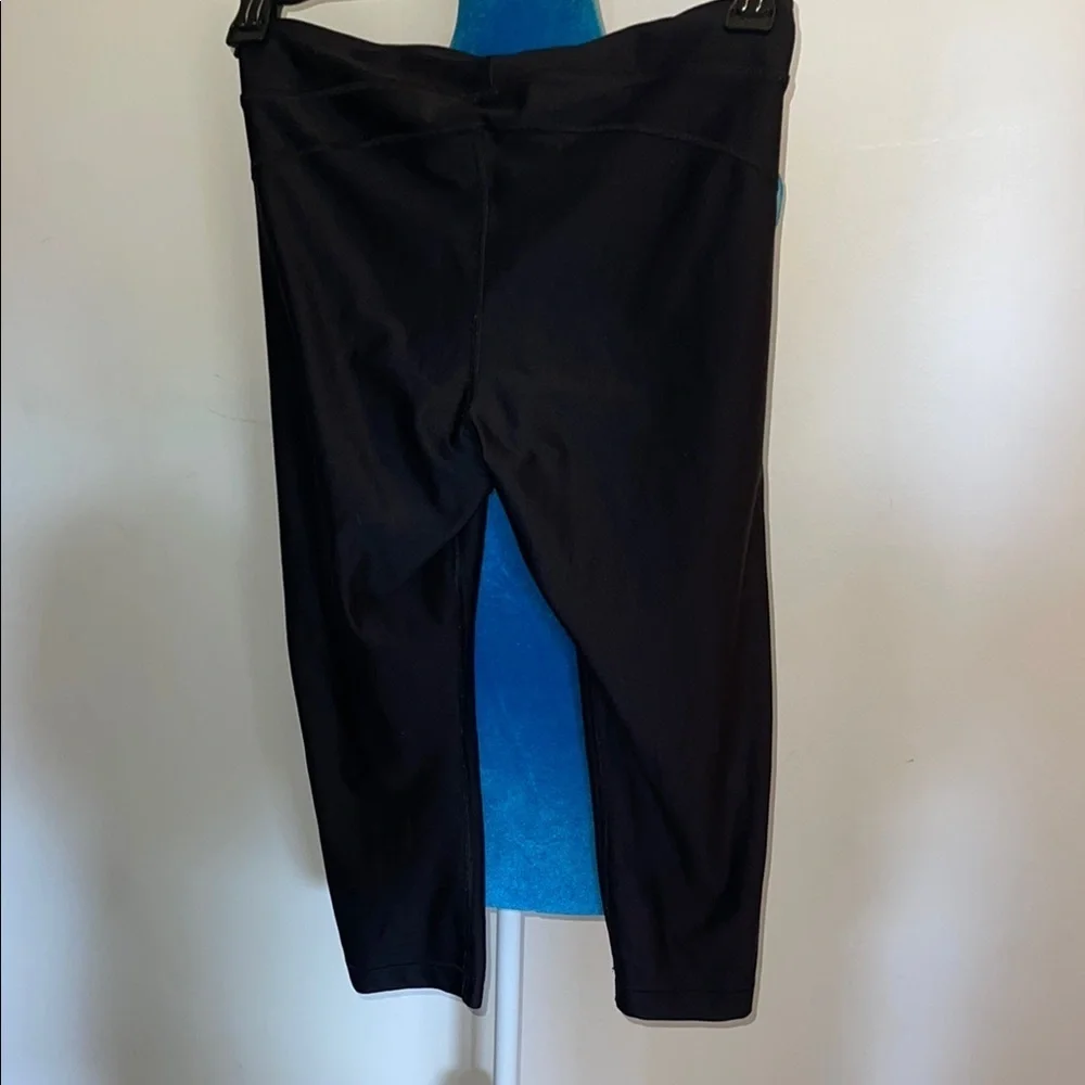 Under Armour Black Leggings - Picture 4 of 5